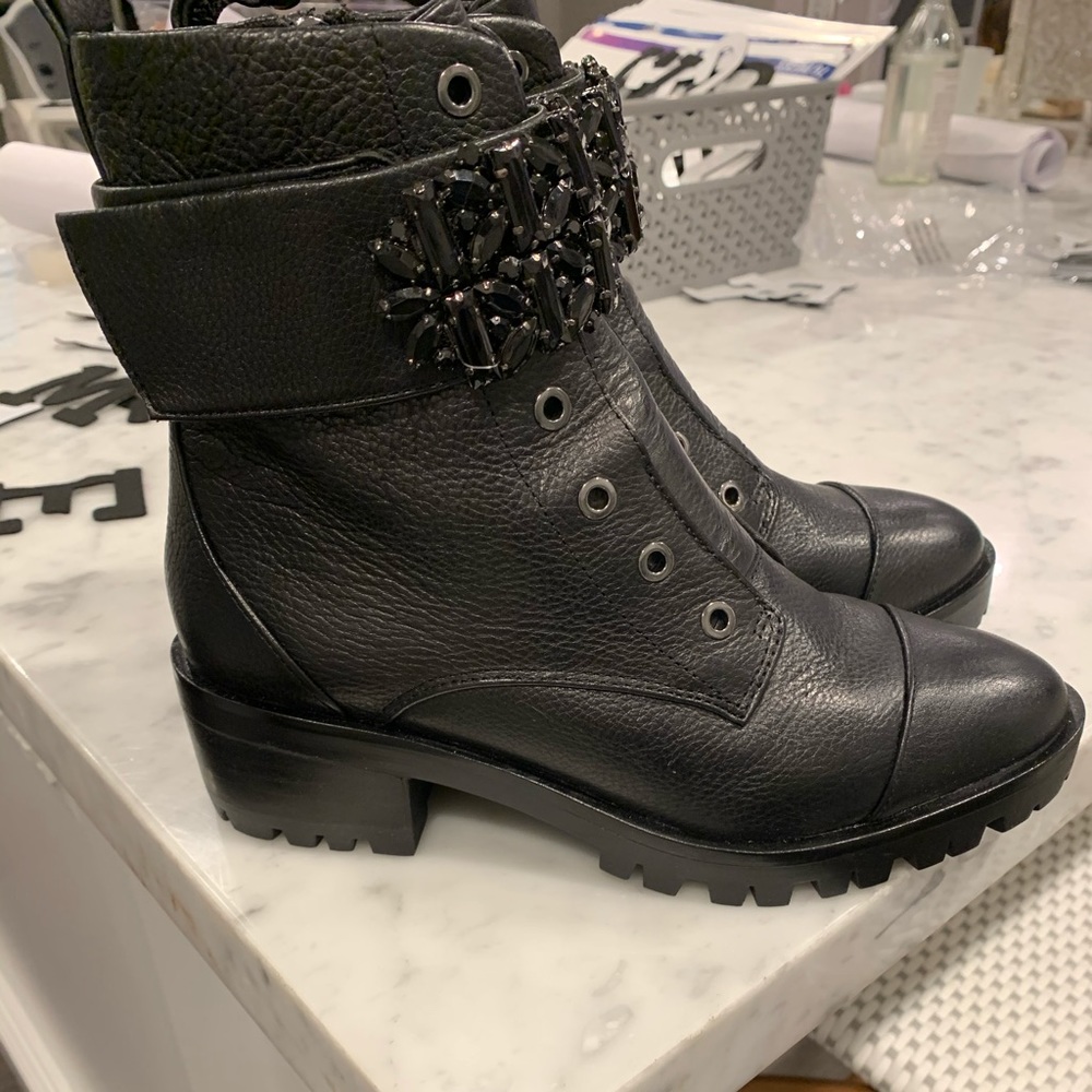 Karl lagerfeld pippa boots sold out everywhere